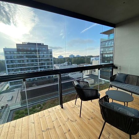 Ainoa Shopping Center Apartments - Tapiola Esbo Exteriör bild